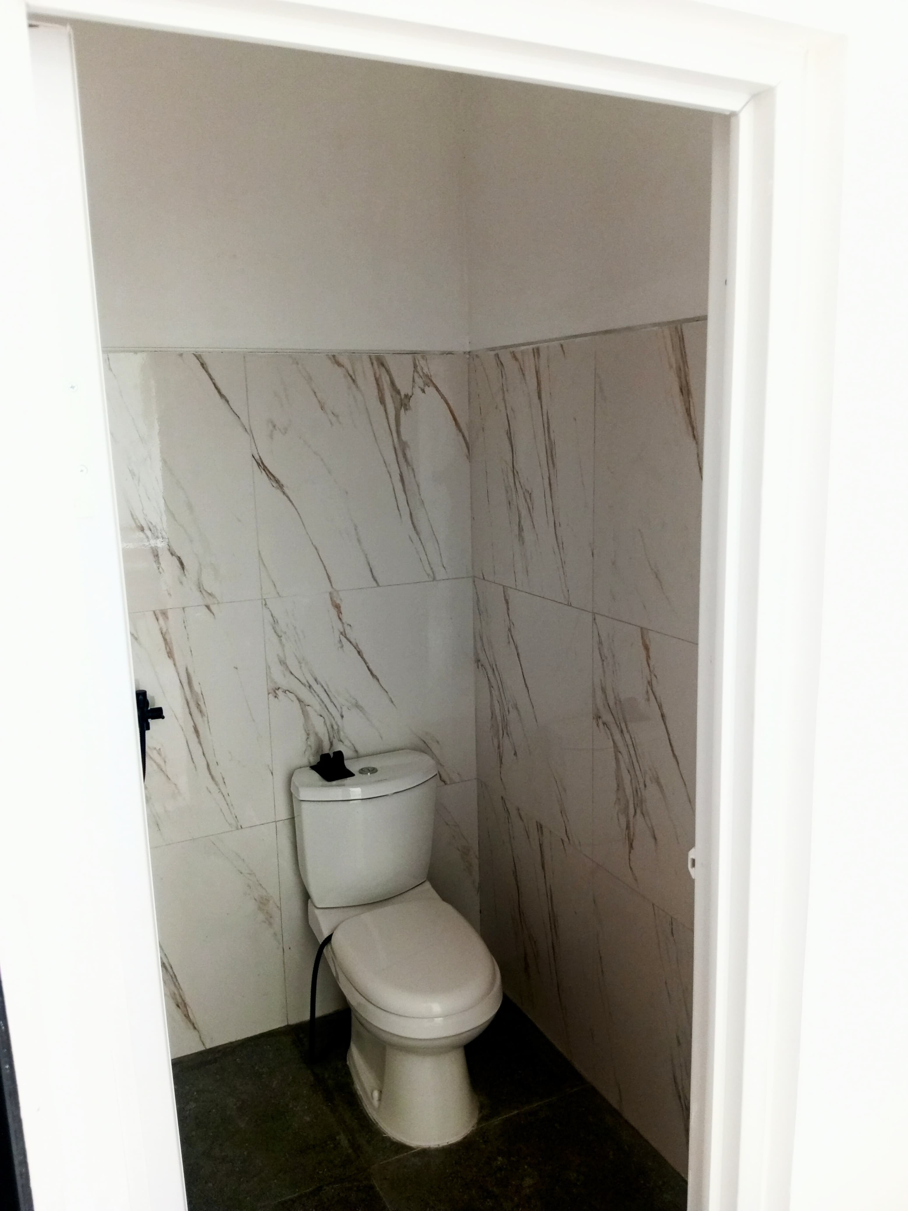 Kamar Mandi Tipe 36E.Tropis/84